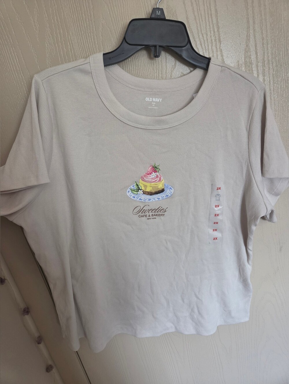 Old Navy Beige Ribbed Top Sweeties Cafe And Bakery NWT Womens 2XL